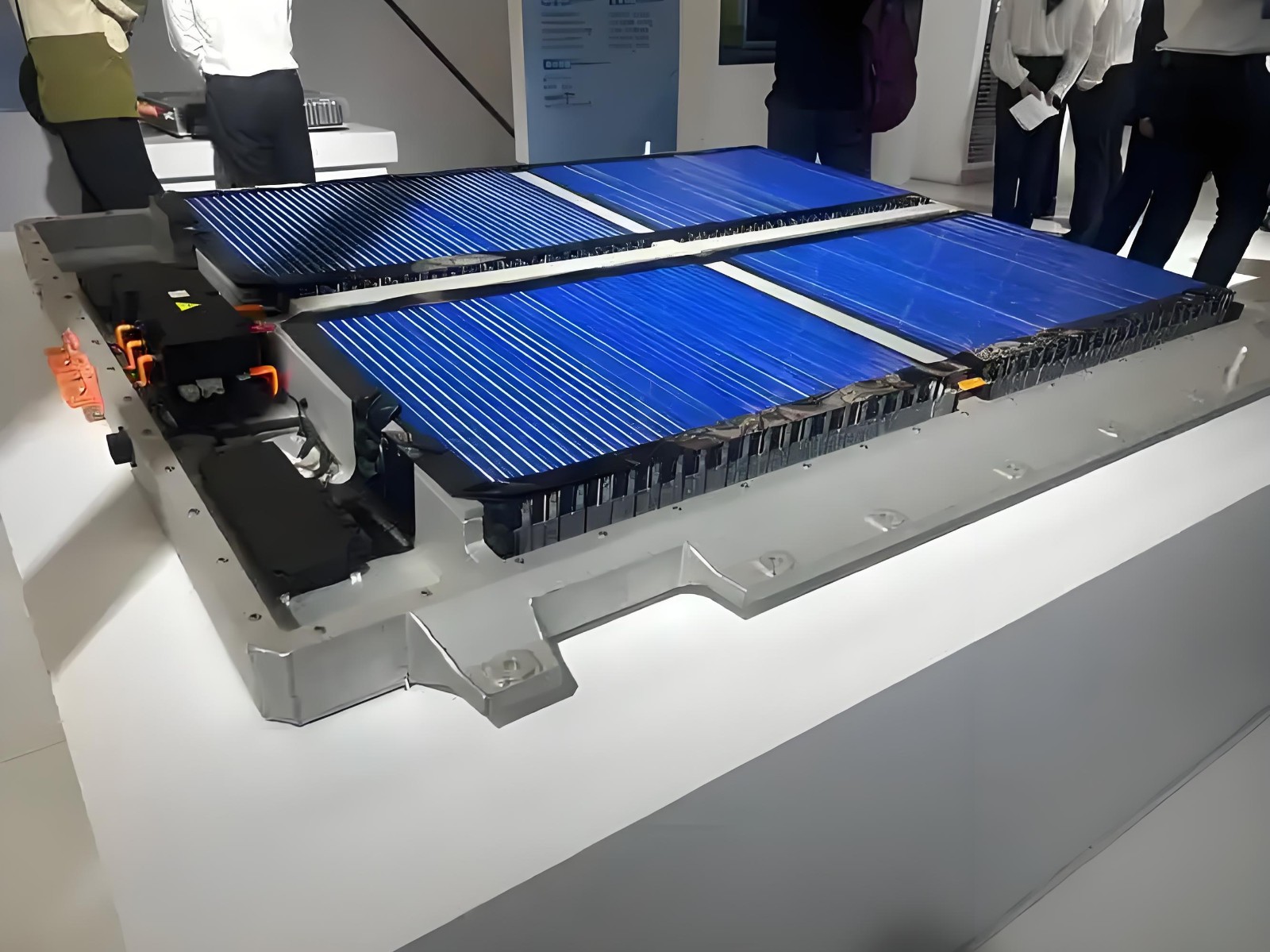 电动汽车电池包85Kwh